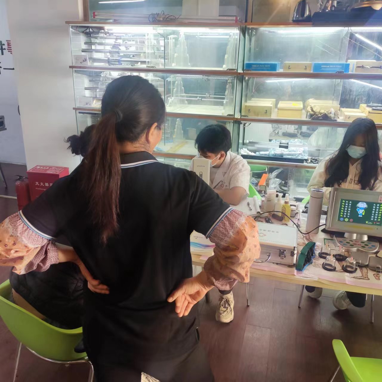 關(guān)懷備至！漢藝精工組織職工健康體檢！